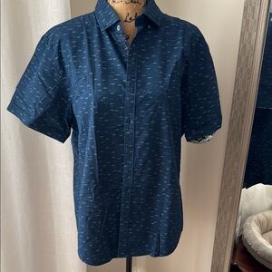 Blue Casual Button Down Shirt with Textured Fabric